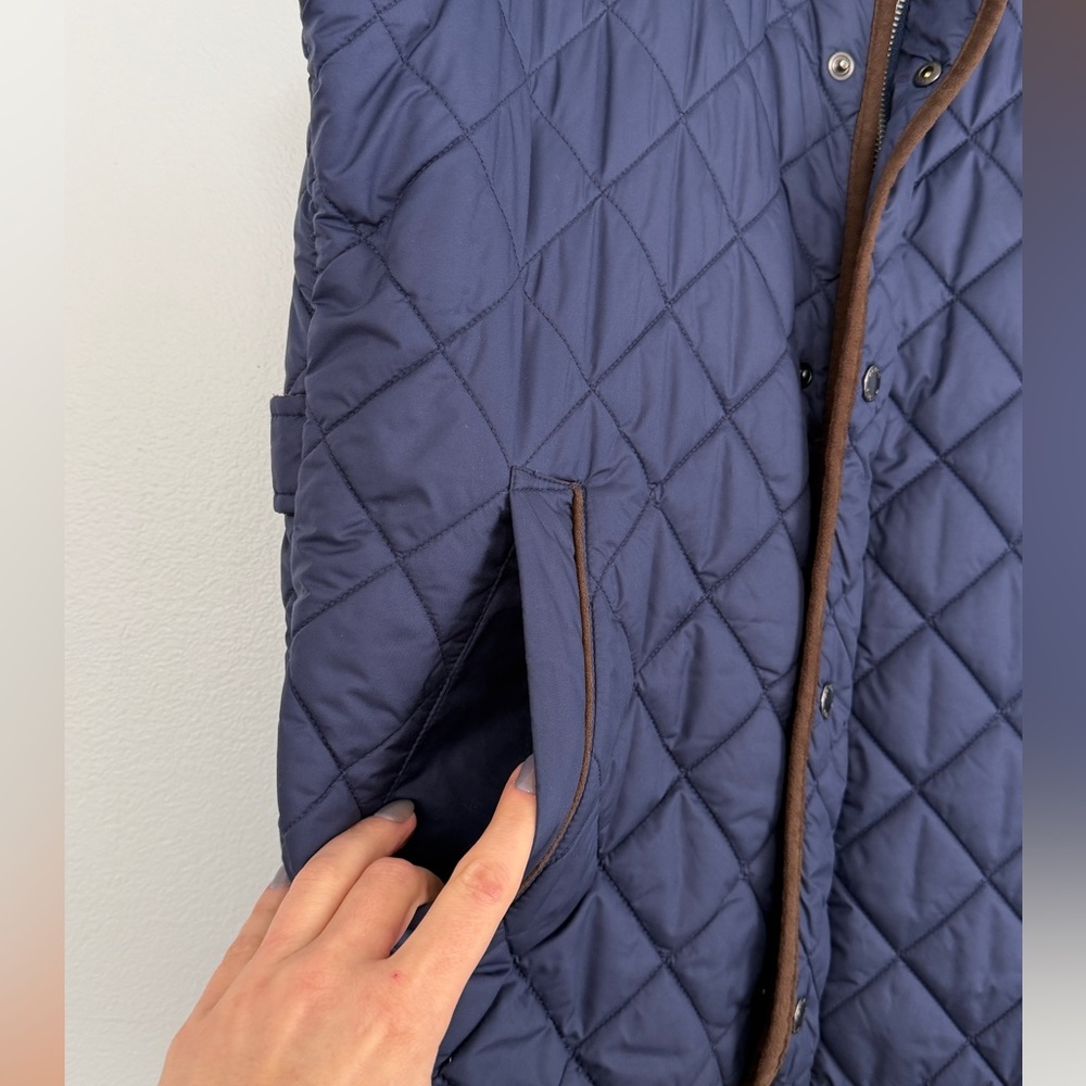 Peter Millar Vest Classic Essex Quilted Traveler Navy Blue and Brown Trim Men’s - Picture 13 of 16